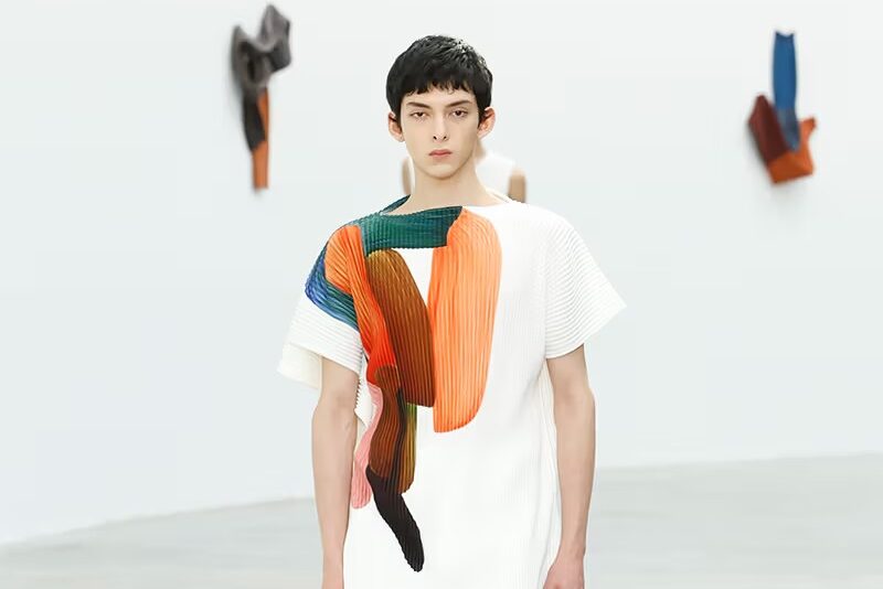 Issey Miyake Showcases New Menswear Collection at Paris Fashion Week